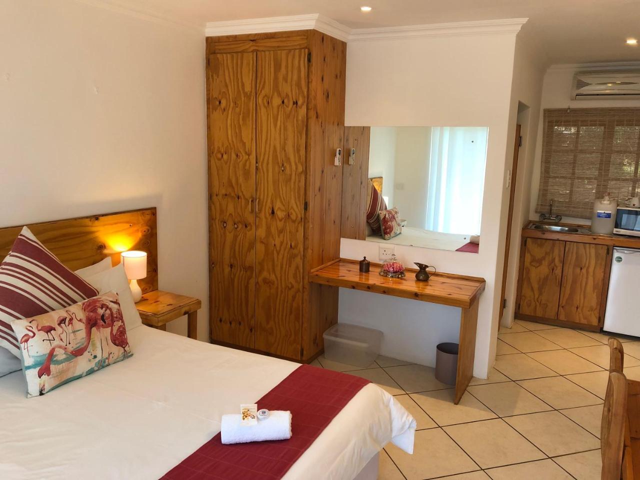 Gulu Private Resort Winterstrand Екстер'єр фото